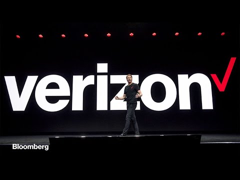 Verizon, AT&T Won’t Cancel Customers Through June 30