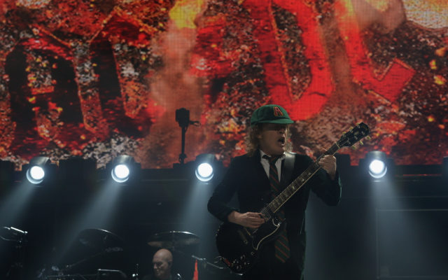 AC/DC Jigsaw Puzzles On The Way This Fall