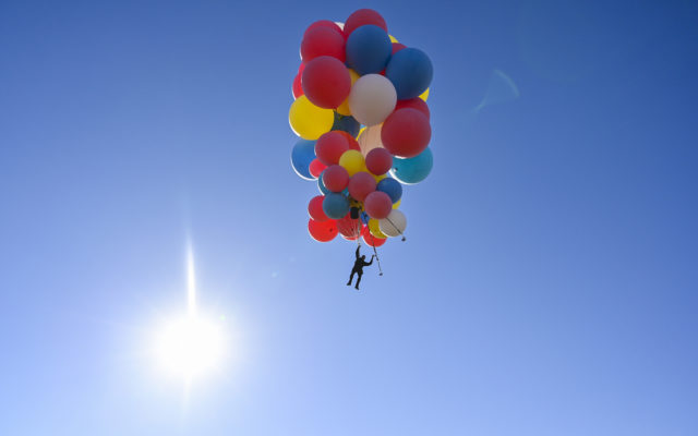 David Blaine Just Flew Over Arizona Holding A Bunch Of Balloons