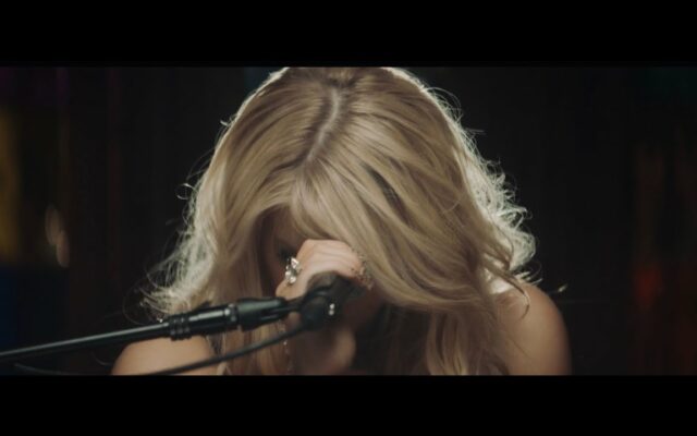 Jessica Simpson Drops First Song In Years