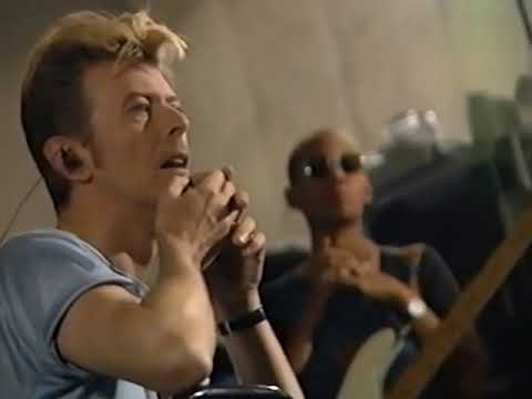 Rare Bowie Rehearsal Footage Released