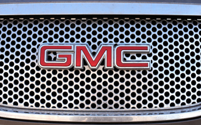 GM Recalls 740K SUVs With Blinding Headlights