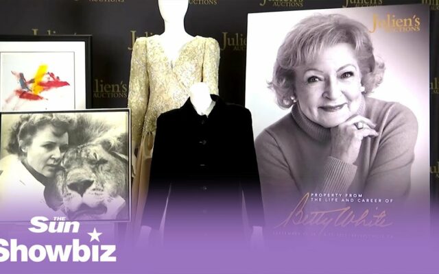 Betty White’s Personal Items Are Going Up For Auction