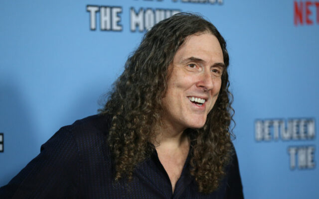 ‘Weird Al’ Yankovic Reminds Alanis Morissette Of Something She Oughta Know