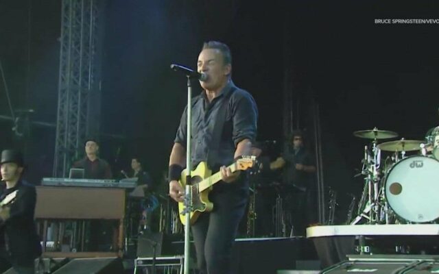 Bruce Springsteen’s Manager Says Outrageous Ticket Prices Are ‘Fair’
