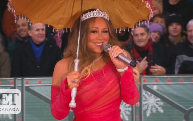 Mariah Carey Joined By Her Kids During Macy’s Thanksgiving Parade Performance